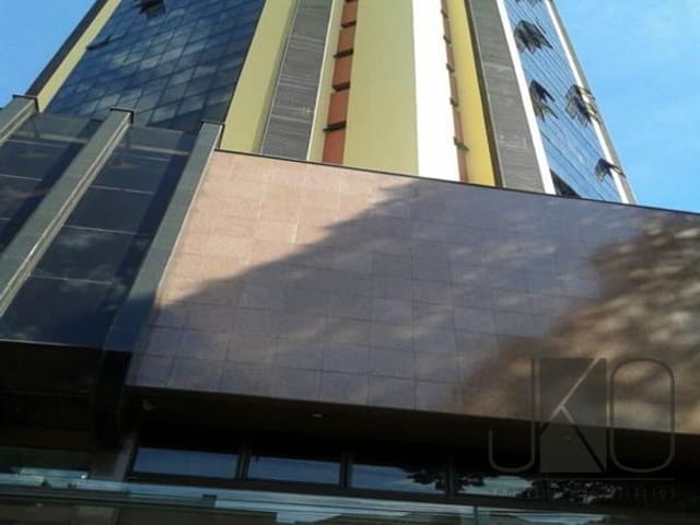 Sala com 147m², à venda, no bairro Centro em Londrina