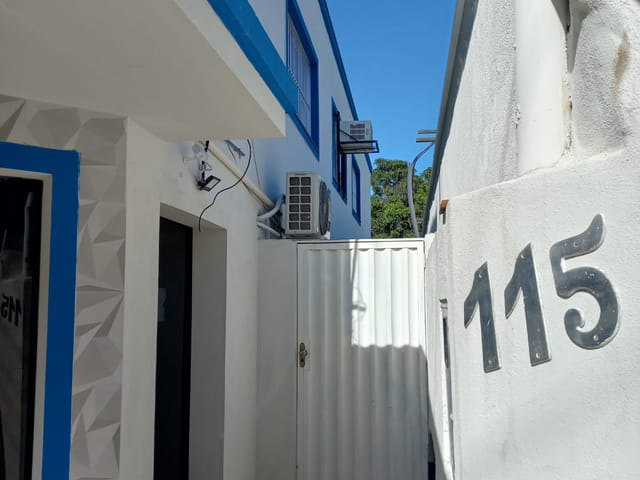 Casa com 197m², à venda, no bairro Centro em Arcos