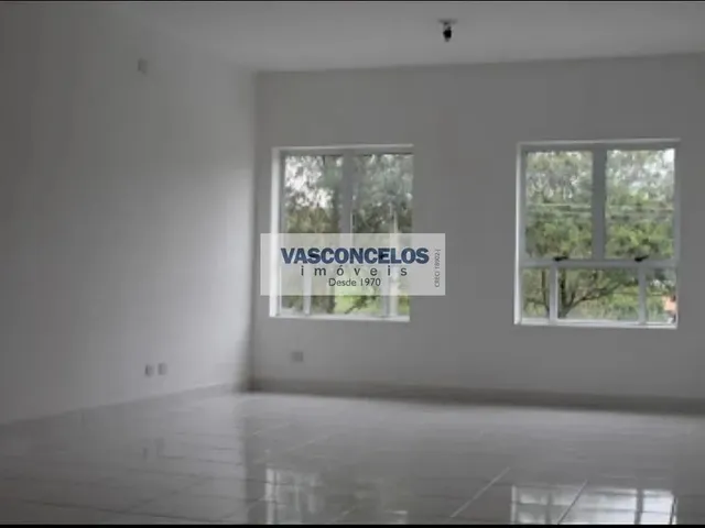 Comercial com 4000m² 5 quartos e 5 banheiros, à venda ou para alugar, no bairro Jardim Satélite em São José Dos Campos