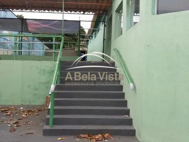 Prédio com 500m², à venda, no bairro Pestana em Osasco