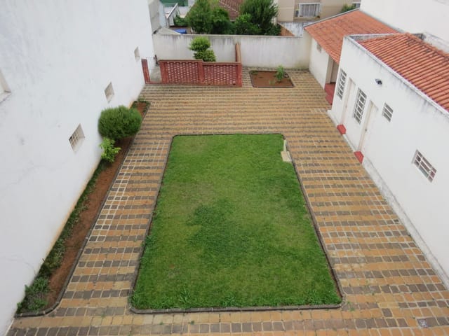 Comercial com 495m² 3 quartos e 4 banheiros, à venda, no bairro Centro em Ponta Grossa