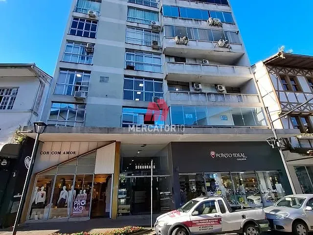 Sala para alugar, no bairro Centro em Blumenau