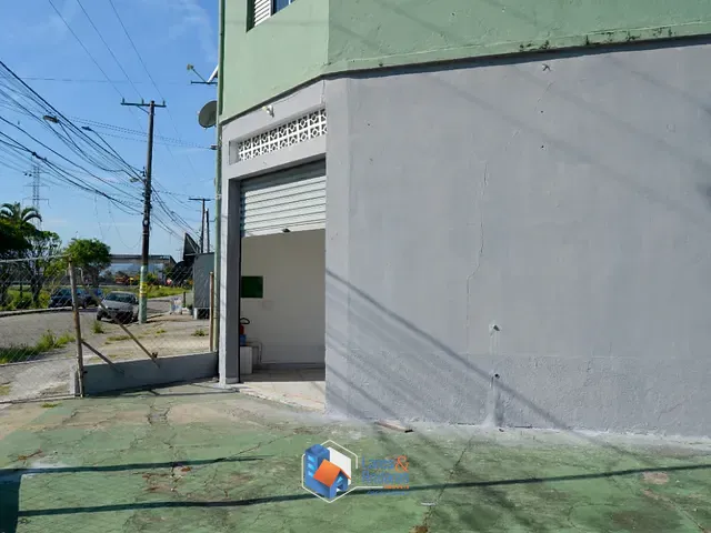 Prédio com 454m², à venda, no bairro Balneário Flórida Mirim em Mongaguá
