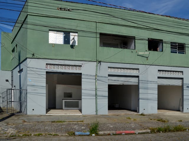 Prédio com 454m², à venda, no bairro Balneário Flórida Mirim em Mongaguá