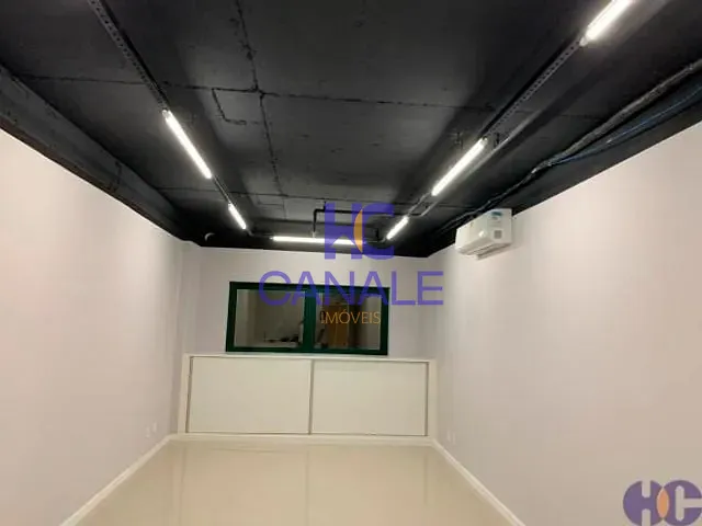Conjunto comercial com 33m², à venda, no bairro BARRA DA TIJUCA em Rio De Janeiro