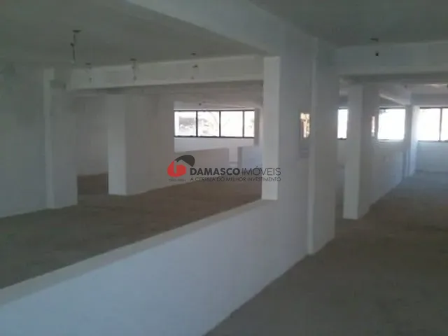 Prédio com 740m², para alugar, no bairro Rudge Ramos em São Bernardo do Campo