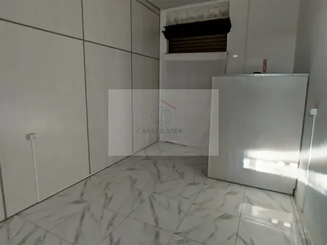 Prédio com 40m², para alugar, no bairro Centro em Rolândia