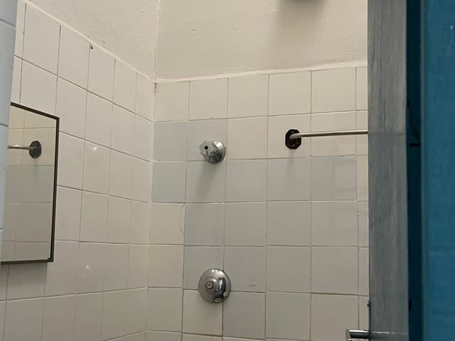 Comercial com 51m², à venda, no bairro Centro em Arcos