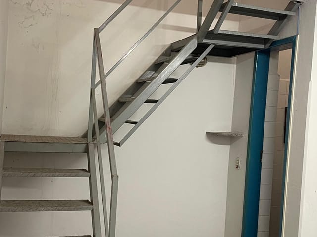 Comercial com 51m², à venda, no bairro Centro em Arcos