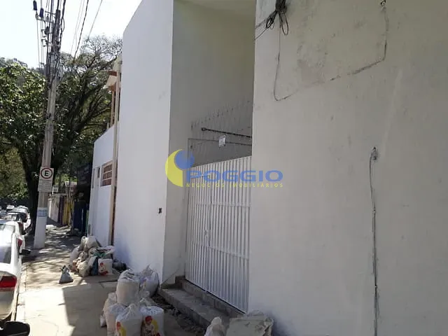 Sala com 110m², para alugar, no bairro Parque Santos Dumont em Taboão da Serra