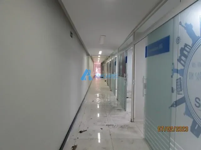 Loja com 307m², para alugar, no bairro Centro em Rio de Janeiro