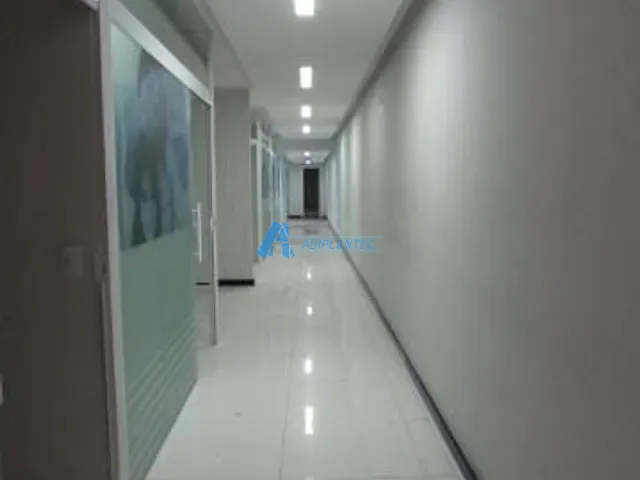 Loja com 307m², para alugar, no bairro Centro em Rio de Janeiro