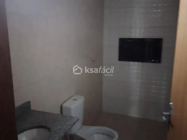 Comercial com 125m² 3 quartos e 2 banheiros, à venda, no bairro Jardim Batistão em Campo Grande