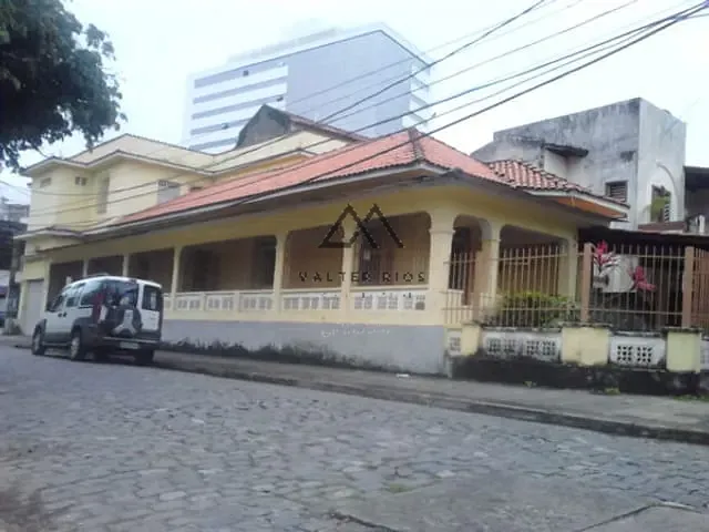 Prédio com 350m², à venda, no bairro Cidade Nova em Ilhéus