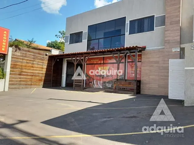 Prédio 3 quartos e 2 banheiros, à venda, no bairro Uvaranas em Ponta Grossa