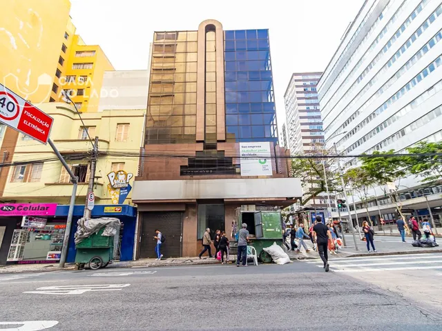 Comercial para alugar, no bairro Centro em Curitiba