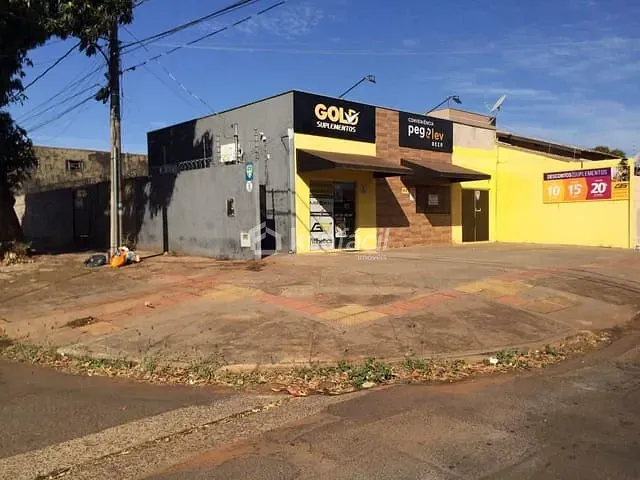 Comercial com 360m² 1 quarto e 1 banheiro, à venda, no bairro Vila Piratininga em Campo Grande