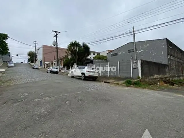 Galpão / Barracão com 465m², à venda, no bairro Nova Rússia em Ponta Grossa