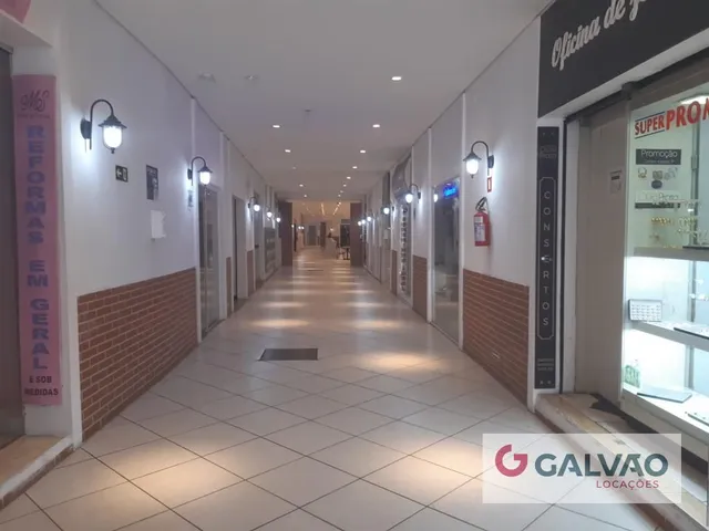 Comercial para alugar, no bairro Centro em Curitiba