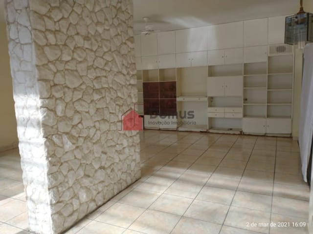 Comercial com 110m², para alugar, no bairro Bosque da Princesa em Pindamonhangaba