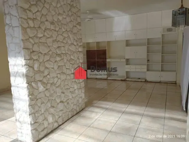 Comercial com 110m², para alugar, no bairro Bosque da Princesa em Pindamonhangaba