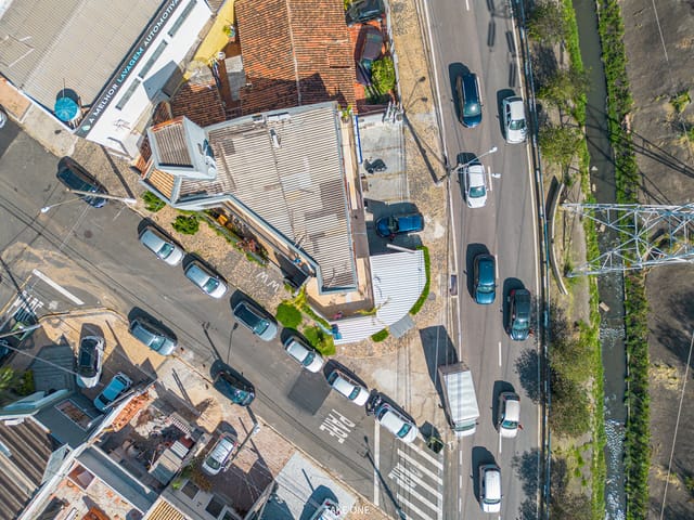 Foto do Comercial - Edifício monousuário para venda em Cambuí, 250m² | Lares e Andares Imóveis