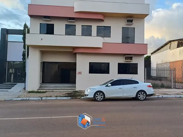 Comercial com 220m², à venda, no bairro Centro em Rondonópolis