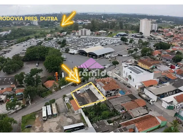 Comercial com 533m², para alugar, no bairro Vila Tesouro em São José Dos Campos