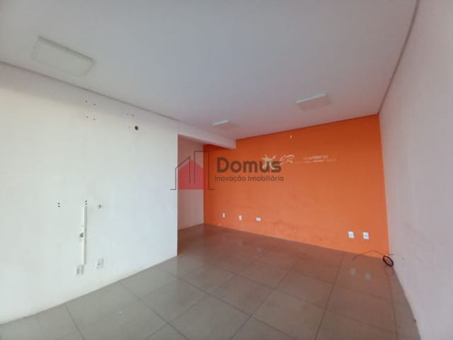 Comercial para alugar, no bairro Chácara Galega em Pindamonhangaba