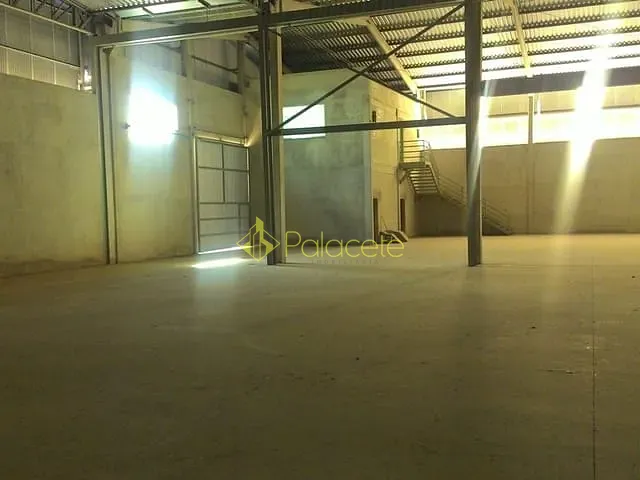 Galpão / Barracão para alugar, no bairro Residencial e Comercial Cidade Jardim em Pindamonhangaba