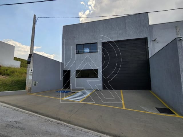 Galpão / Barracão com 250m², à venda, no bairro Sítio da Moenda em Itatiba