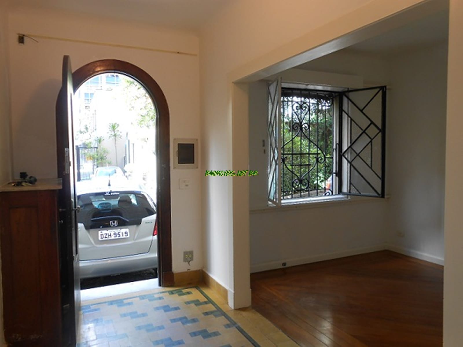 Depósito-Galpão-Armazém para alugar, 74m² - Foto 1