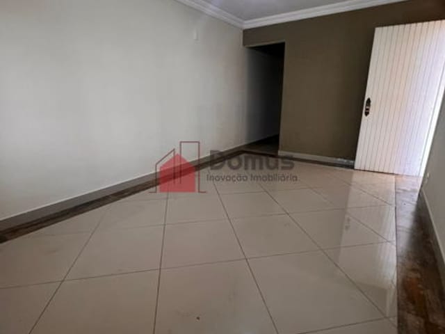 Comercial com 150m², para alugar, no bairro São Benedito em Pindamonhangaba