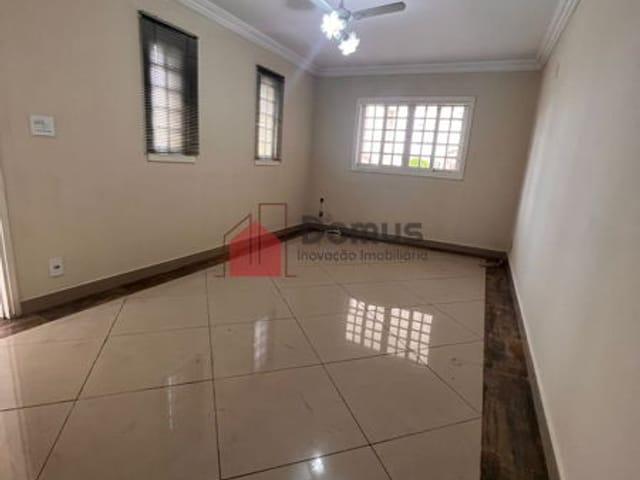 Comercial com 150m², para alugar, no bairro São Benedito em Pindamonhangaba