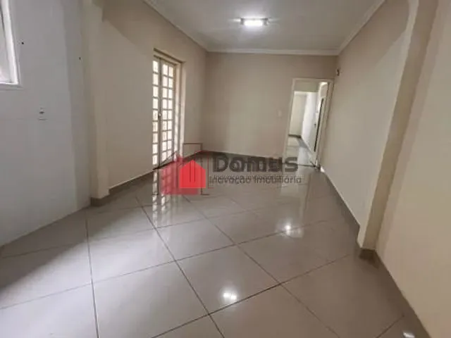 Comercial com 150m², para alugar, no bairro São Benedito em Pindamonhangaba