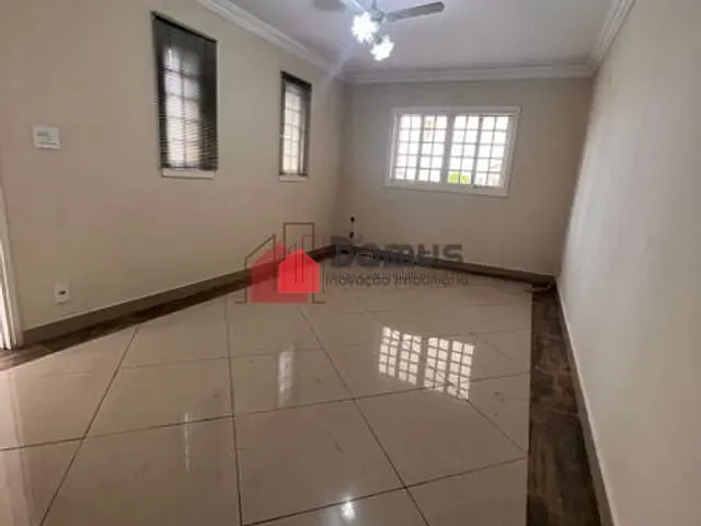 Comercial com 150m², para alugar, no bairro São Benedito em Pindamonhangaba