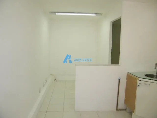 Sala à venda, no bairro MEIER em Rio De Janeiro