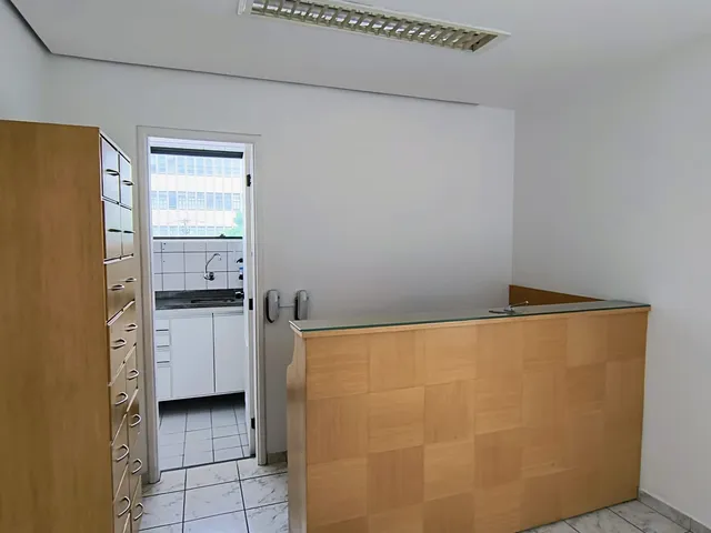Foto do Conjunto comercial - Sala Comercial na Rua Botucatu, ao lado do metrô Hospital São Paulo com 1 vaga de garagem. | MDG IMÓVEIS