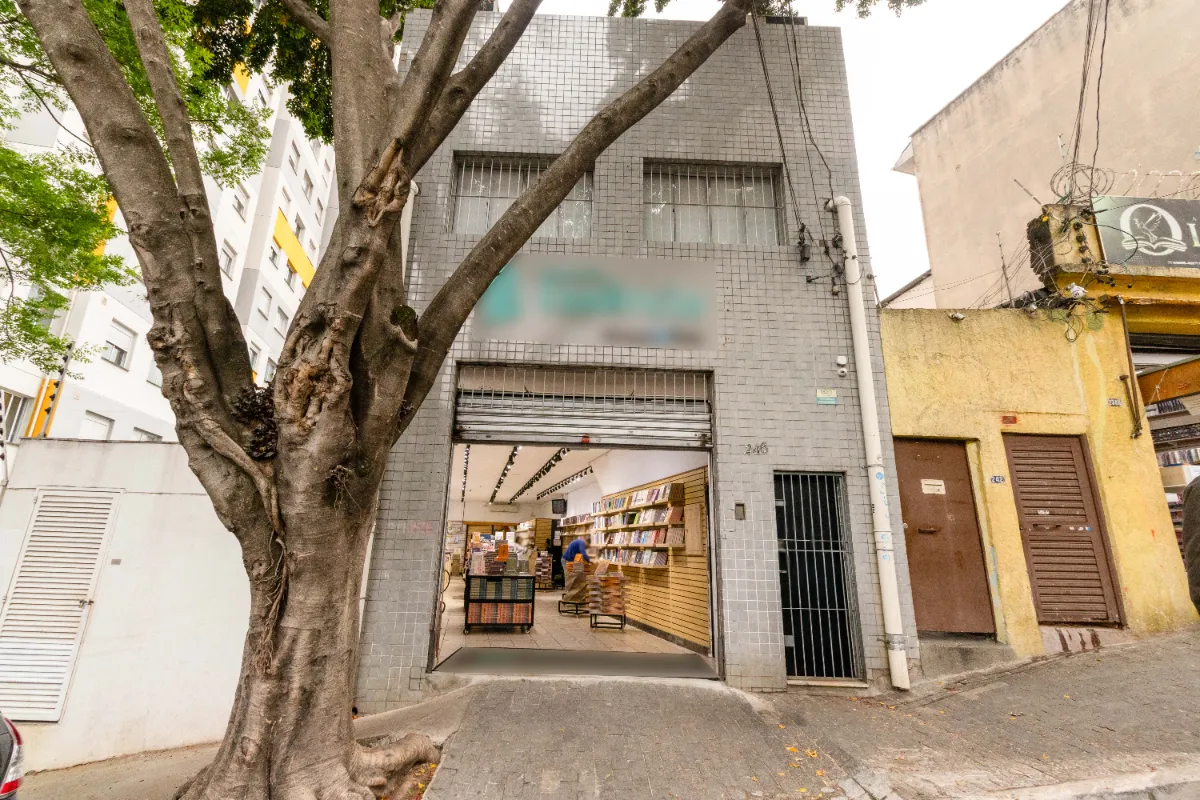 Edifício monousuário para venda em Liberdade, 464m²