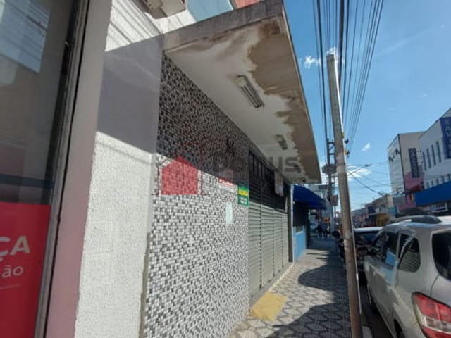 Comercial para alugar, no bairro Centro em Pindamonhangaba
