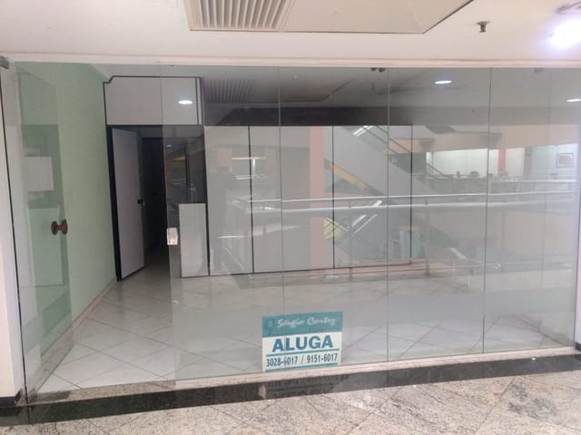 Sala com 80m², à venda ou para alugar, no bairro Centro em Londrina