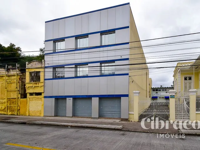 Comercial para alugar, no bairro Centro em Curitiba