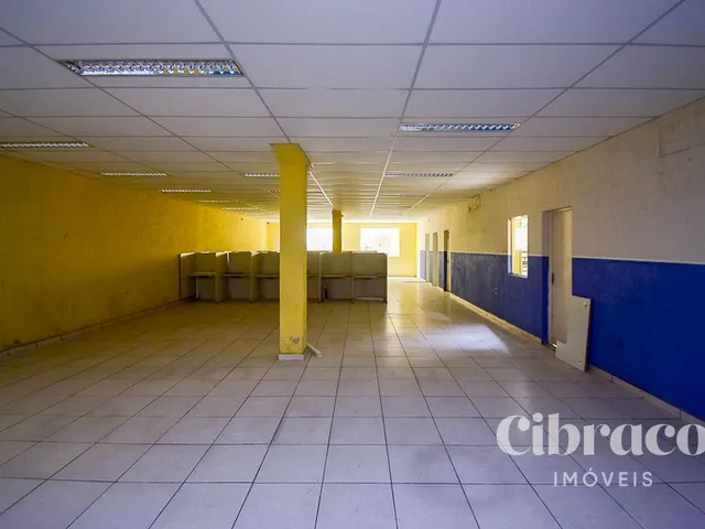 Comercial para alugar, no bairro Centro em Curitiba