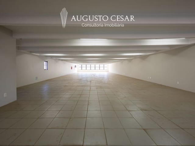 Prédio à venda ou para alugar, no bairro Asa Norte em Brasília