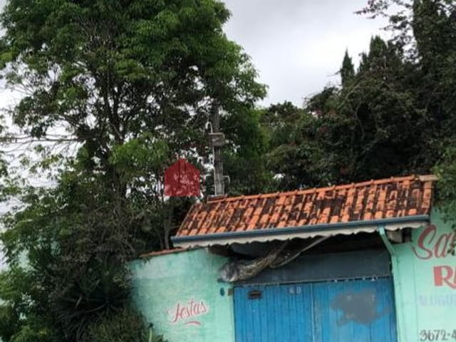 Comercial com 1060m², à venda, no bairro Jardim Santana em Tremembé