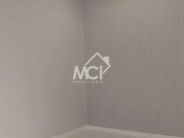 Sala com 35m², à venda, no bairro Centro em Pelotas