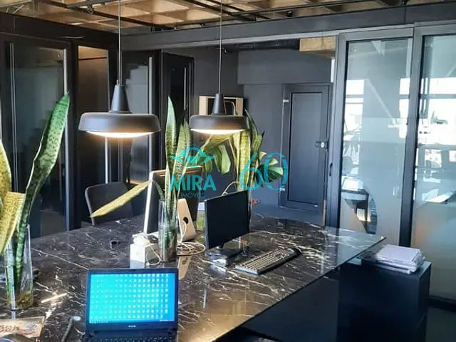 Andar corporativo com 196m², à venda, no bairro Jardim Goiás em Goiânia