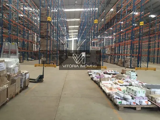 Galpão / Barracão com 13000m², para alugar, no bairro BR em Viana