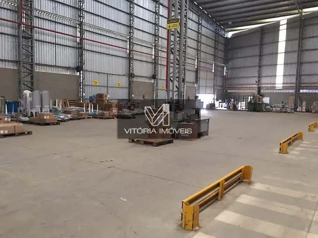 Galpão / Barracão com 13000m², para alugar, no bairro BR em Viana