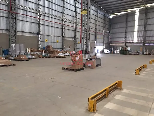 Galpão / Barracão com 13000m², para alugar, no bairro BR em Viana